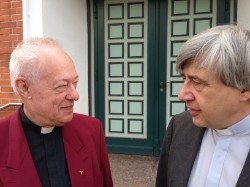 Pfarrer Jan Maczuga und Pfarrer Dams